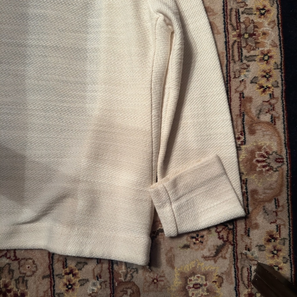 🍁SOLD🍁Chanel Cream Cardigan - Picture 15 of 17